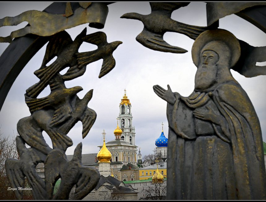 Воскресный день в Лавре